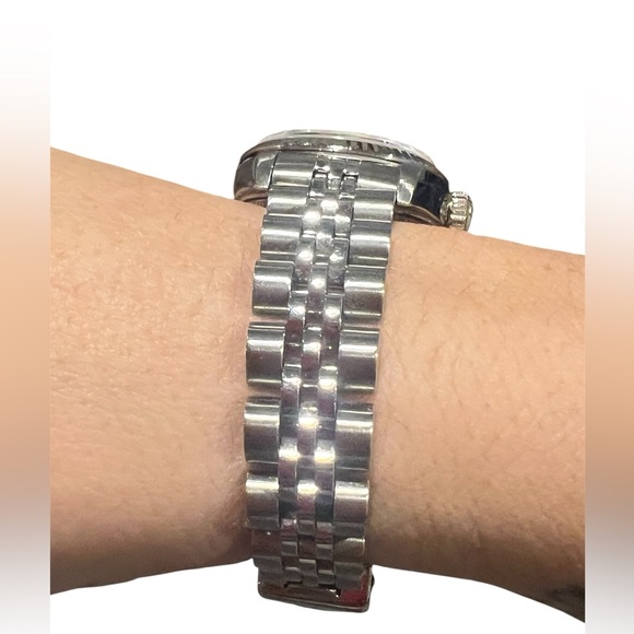 Rolex datejust automatic stainless steel 26mm white face diamond dial - Picture 8 of 9